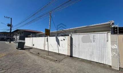 Casa com 2 quartos à venda na Avenida Rio Grande, Rio Grande, Palhoça