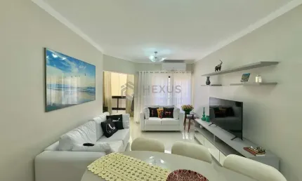 Apartamento à venda na praia das pitangueiras com varanda, 2 quartos e 2 vagas, guaruja sp