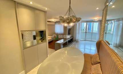 Apartamento impecável próximo ao Curitibano e Praça do Japão