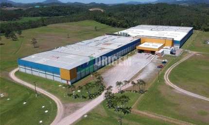 Galpão impecável em Bateas  -  Brusque, próximo ao Porto de Itajaí.