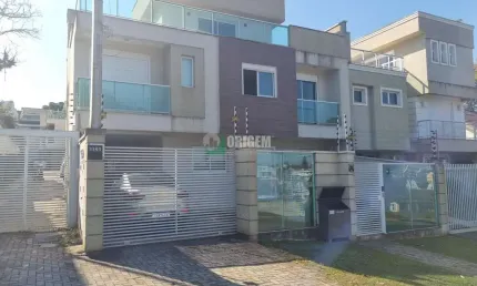 Casa com 2 quartos para alugar na Rua Henrique Itiberê da Cunha, 1080, Bom Retiro, Curitiba