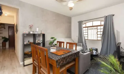 Apartamento à venda na vila santa clara, com 2 dormitórios e 2 vagas de garagem cobertas e livres. perto da estação oratório.