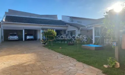 Condomínio rk - casa 2 quartos (suíte) + área gourmet c/ churrasqueira + armários  | condomínio rk