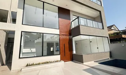 Recreio dos Bandeirantes | Casa 4 quartos, sendo 4 suites