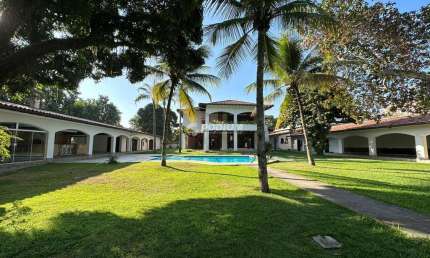 Casa em condomínio fechado com 4 quartos para alugar na Rua Fala Amendoeira, Barra da Tijuca, Rio de Janeiro, 2199 m2 por R$ 50.000