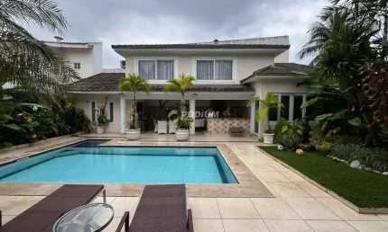 Barra da Tijuca | Casa Triplex 5 quartos, sendo 4 suites