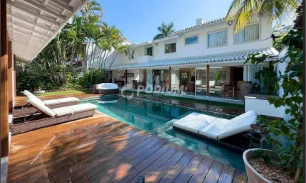 Casa em condomínio fechado com 6 quartos à venda na Rua Dom Francisco, Barra da Tijuca, Rio de Janeiro, 430 m2 por R$ 5.400.000