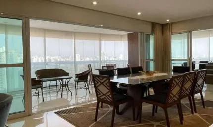 Apartamento para aluguel e venda possui 180 metros quadrados com 3 quartos