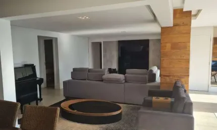 Apartamento de 200 metros quadrados no bairro anália franco com 4 quartos