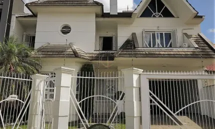 Casa com 4 quartos à venda no Moinhos De Vento, Canoas 