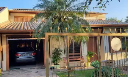 Casa com 5 quartos à venda no Igara, Canoas 