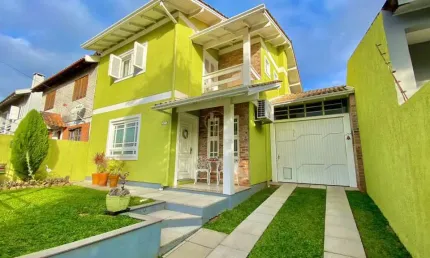 Casa com 3 quartos à venda no Igara, Canoas 