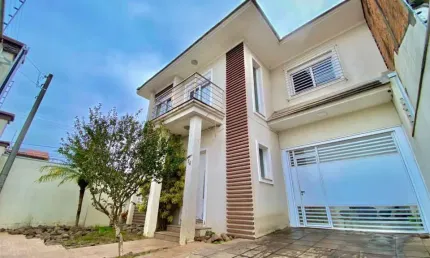 Casa com 3 quartos à venda no Igara, Canoas 