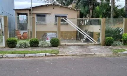 Casa com 4 quartos à venda na Nossa Senhora das Graças, Canoas 