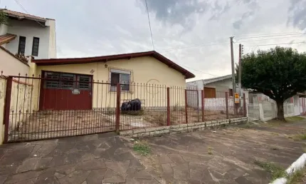 Casa com 4 quartos à venda no Hércules, Canoas 