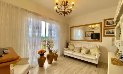 Apartamento semi mobiliado com 2 dorm. no montserrat