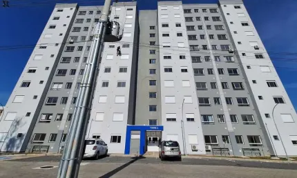 Apartamento com 02 dormitórios, no parque amador, em esteio