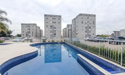 Apartamento mobiliado em andar alto com elevador e uma vaga de garagem, no condominio solar da estância, bairro estância velha