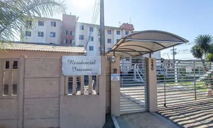 Apartamento com móveis planejados e uma vaga de garagem no bairro igara