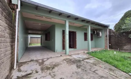 Casa com 02 dormitórios, sendo 01 suíte, no bairro rio branco, em canoas