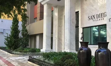 Apartamento para venda em maringá, zona 01, 5 dormitórios, 4 suítes, 2 banheiros, 4 vagas