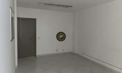 Imperdível sala comercial com 50m² na mata da praia