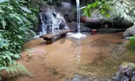 Vargem grande , terreno de 1.000m2 - de frente para o riacho - rs 140.000,00