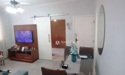Anne lopes corretora vem te apresentar esse belo imóvel com 03 dormitórios no campo grande!!  no primeiro andar!!