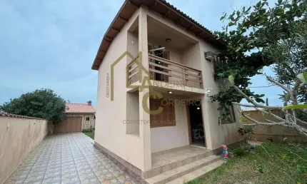 Sobrado para venda em cidreira, centro, 2 dormitórios, 2 banheiros, 1 vaga