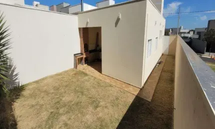 Casa com 3 quartos para alugar no Residencial Samambaia, São Carlos 