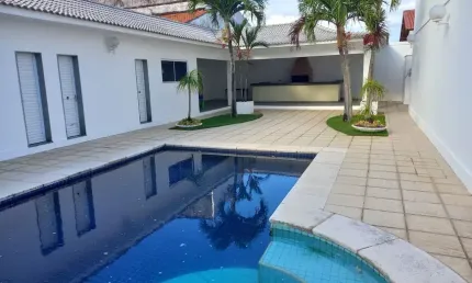 Casa mobiliada na granja viana,  cotia – 240m², 4 quartos (1 suíte)