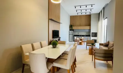 Locação | casa mobiliada e finamente decorada. (incluso condomínio+ iptu)