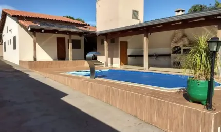 Casa com 210m², 3 quartos no centro de canoinhas/sc – mobiliada