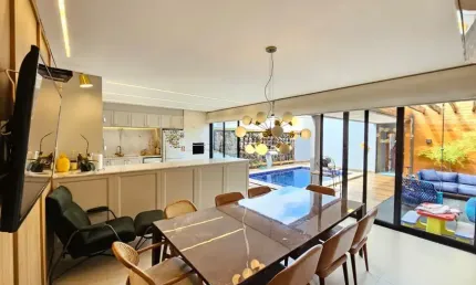 Casa  a venda de 240m², 4 quartos (1 suíte) – jardim indaiá, embu das artes/sp