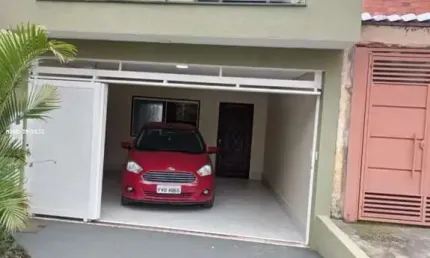 Casa para venda no bairro jardim palmas de itaqua, localizado na cidade de itaquaquecetuba / sp.  com 3 dormitórios, sendo 1 suíte, possui 2 banheiros, 2 vagas de garagem, 1 sala.