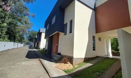 Casa com 3 quartos à venda na Rua Imigrante José Colombo, 928, Laranjinha, Criciúma