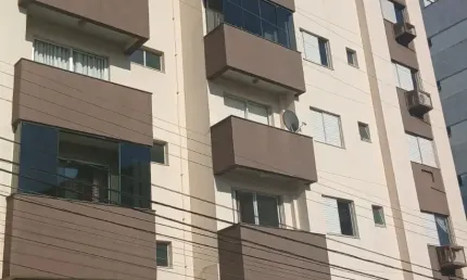 Apartamento com 3 quartos à venda na Rua Pedro Rodrigues Lopes, 420, Comerciário, Criciúma