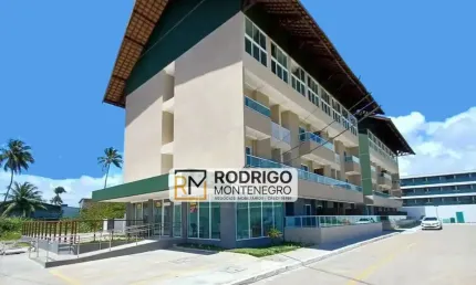 Apartamento com piscina privativa 34m² 300 mts do mar