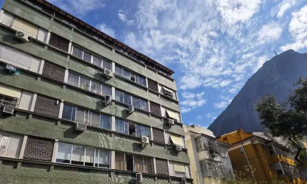 Espaço e privacidade na melhor localização do jardim botânico