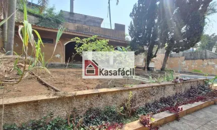 Casa  para a venda no jardim marajoara com um belo terreno!!!