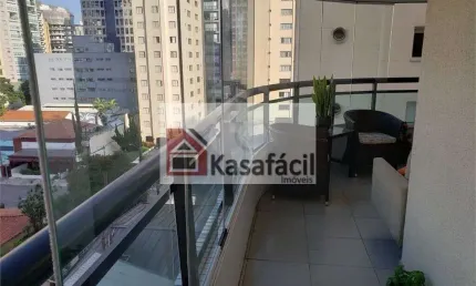 Apartamento 3 dormitórios, 1 suíte e 2 vagas em moema