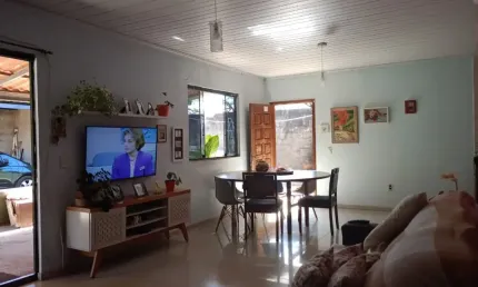 Linda casa a venda na quadra 13 smpw - no residencial pinheiro 2  casa com 3 quartos amplos sendo uma suíte + uma suíte separada local super tranquilo