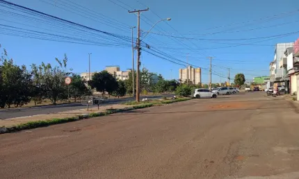 Casa a venda na qn 223 samambaia norte casa escriturada frente livre podend construir loja com  kits para investimento