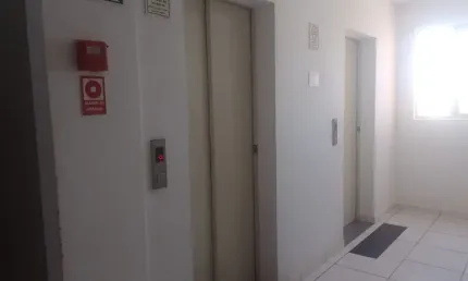 Ótimo apartamento a venda localizado na quadra qr 208 de samambaia próximo aos bancos principais comércios e do metrô