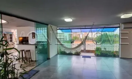 Vende-se linda casa no são francisco com 296m2, com 4 suites, 4 vagas, piscina, quintal, academia e vigilância 24horas.