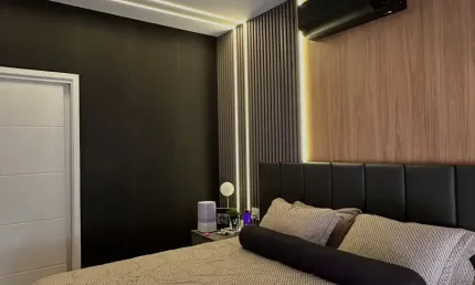 Elegância e praticidade em condomínio fechado com 3 suítes e 3 vagas
