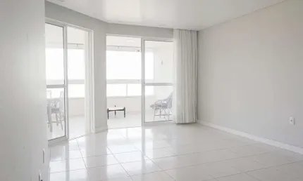 Apartamento com 3 quartos à venda na Avenida Pref. Cirino Adolfo Cabral, 7975, Gravata, Navegantes