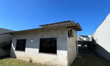 Casa com 3 quartos à venda na Rua Vandelino Lopes Fagundes, Centro, Navegantes