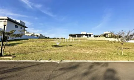 Seu novo endereço de prestígio: terreno no villas de golfe, alto e com vista.