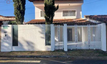 Sobrado com 5 dormitórios à venda, 208 m² por r$ 650.000,00 - vila alvorada - goiânia/go